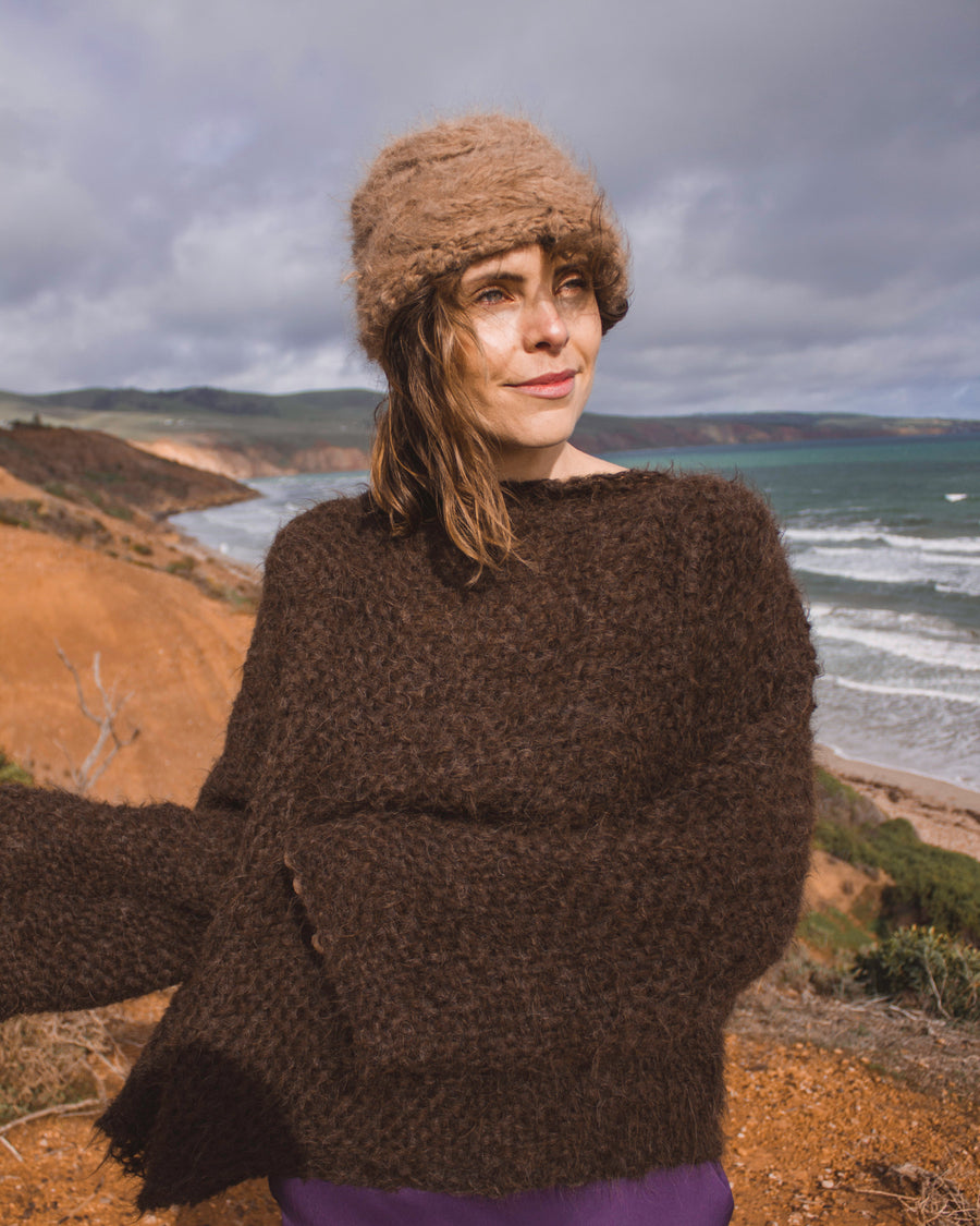 Hand knit cable beanie - Cognac Alpaca wool