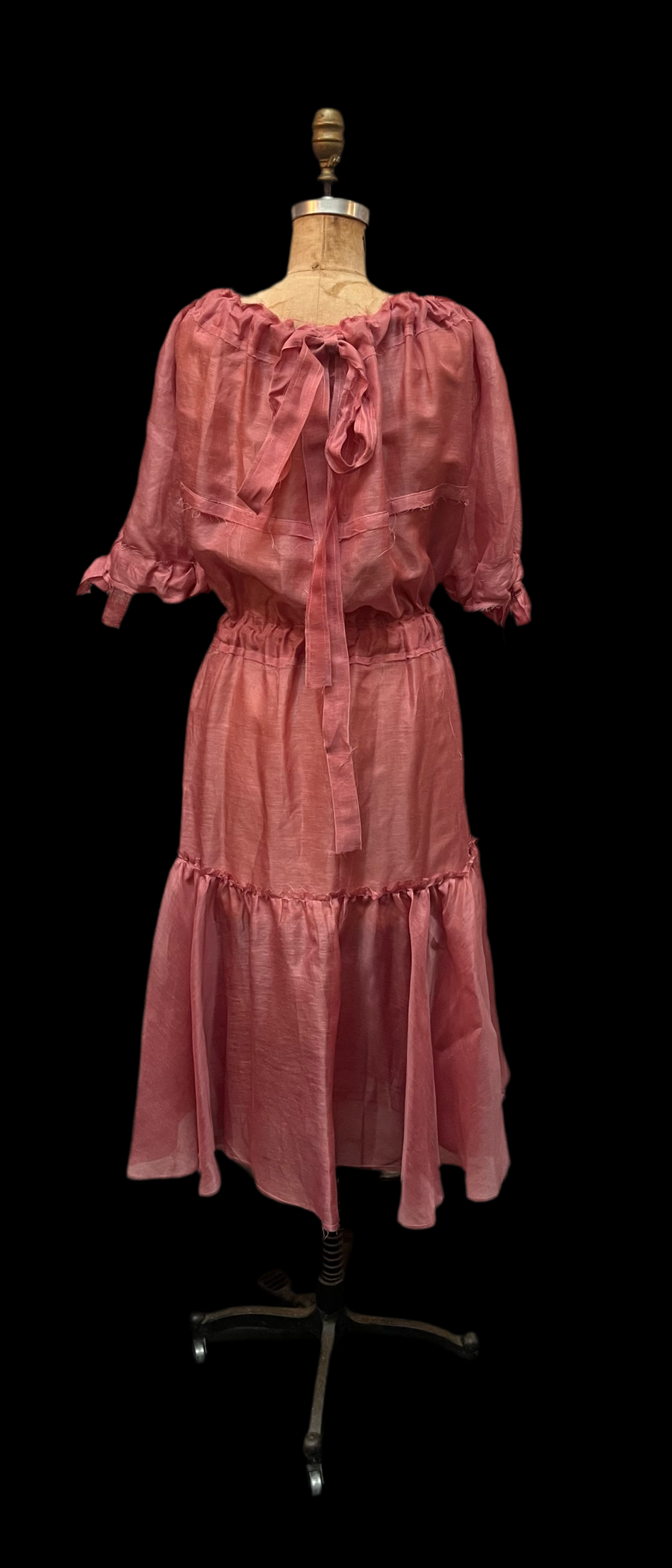 Volant dress (silk linen) pink