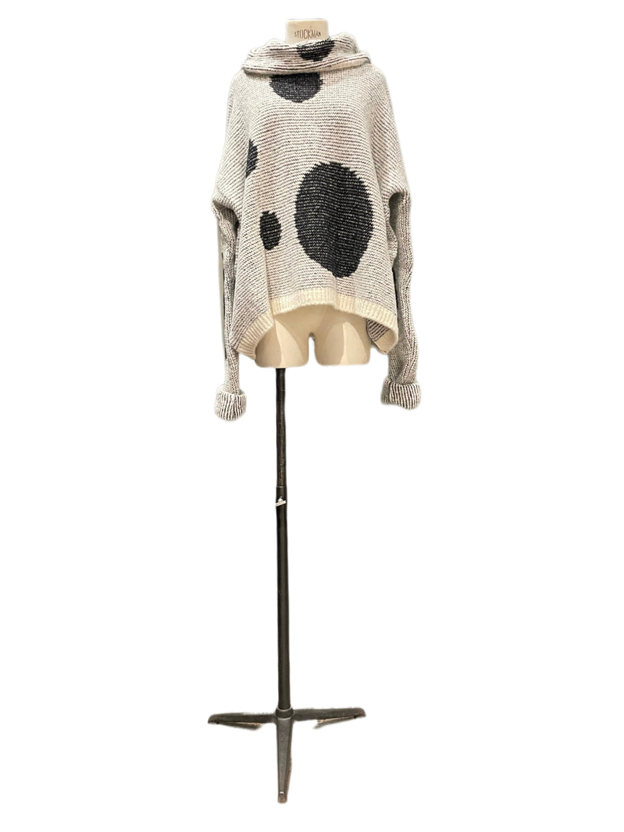 Oversize alpaca spot sweater-White/Black spot