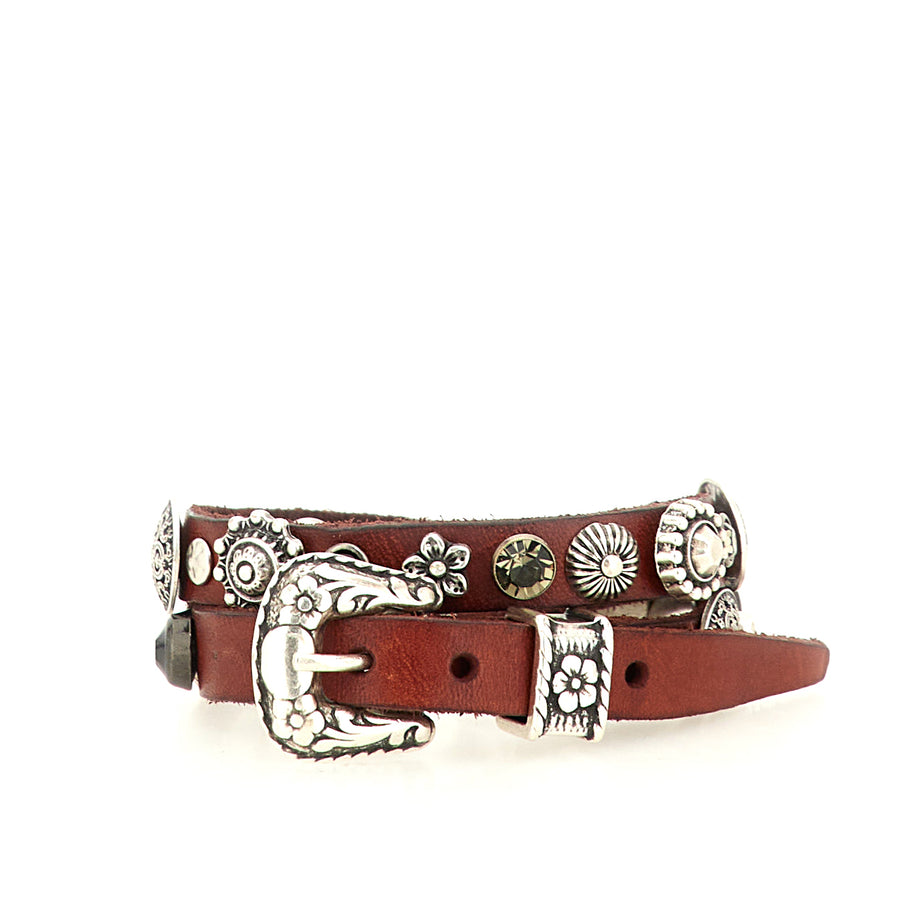 Bracelet garment-dyed cowhide leather with flower studs