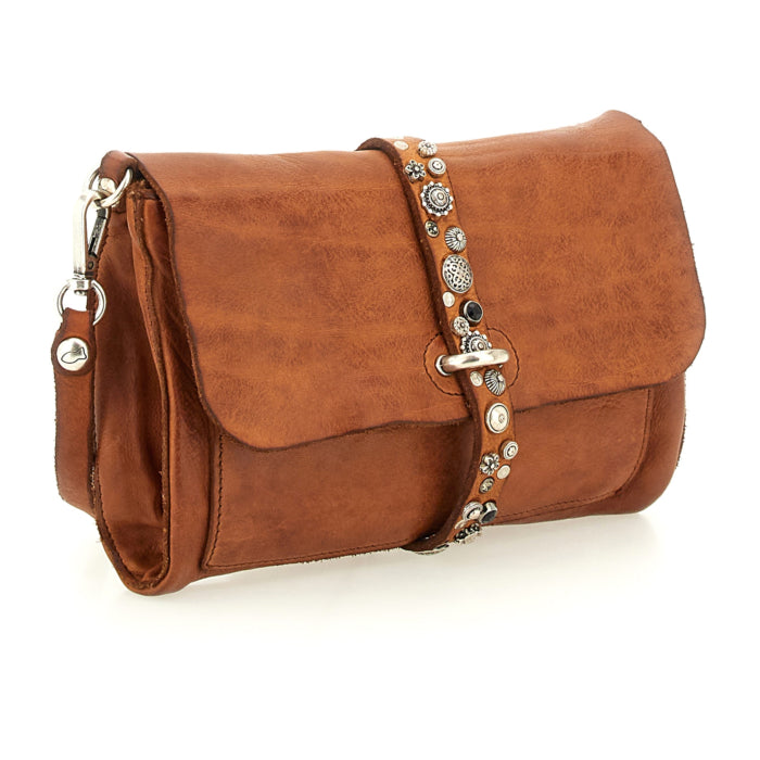 Cefalù Clutch Bag Elga in garment-dyed cowhide leather with studs - Cognac