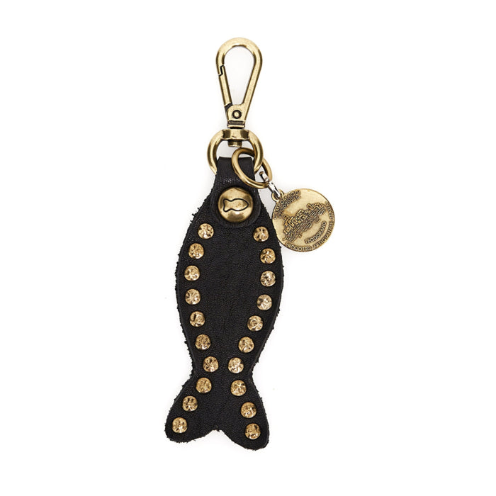 Kura Keychain in leather with rivets