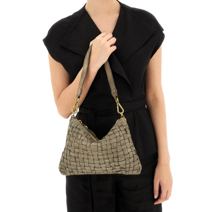 Edera Carla Shoulder Bag in garment-dyed woven cowhide leather - Cement grey