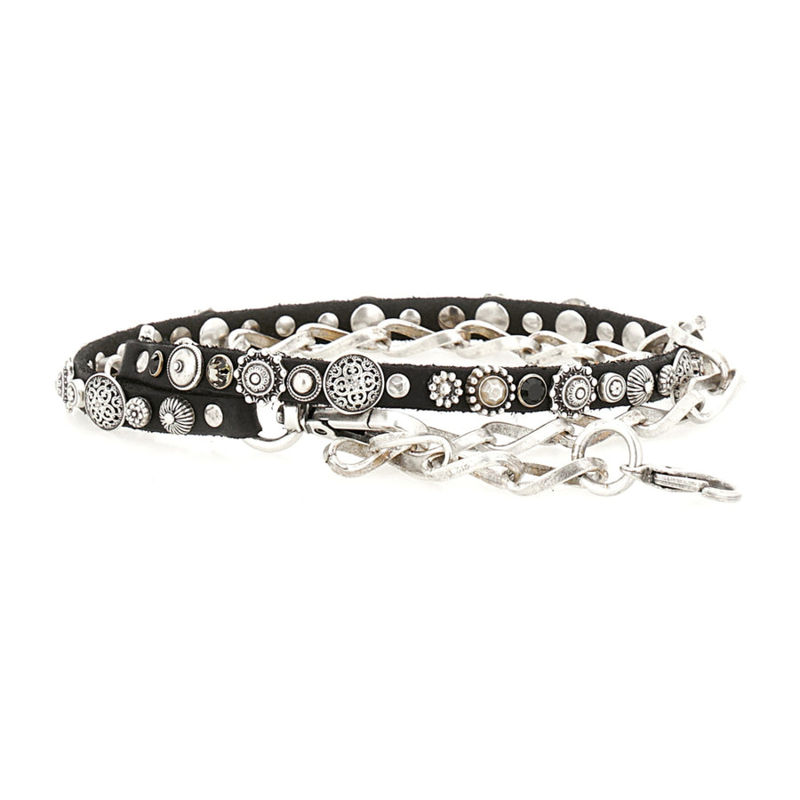 Belt made of chain and garment-dyed cowhide leather with studs