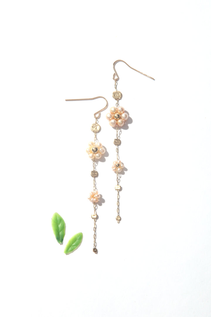 Flower Garden Pearl Earrings - Long