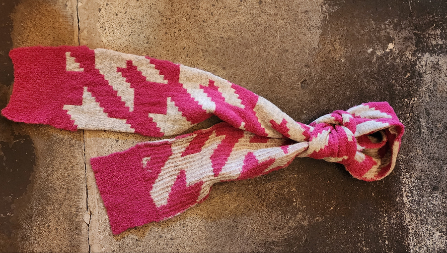 Houndstooth Jacquard Scarf (Alpaca) Magenta Pink-Silver Grey