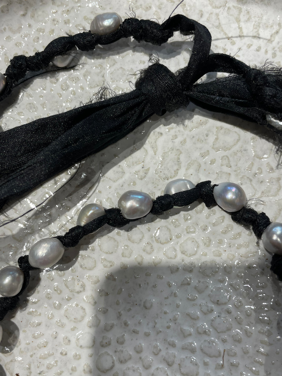 Mela V Serpentello silver Pearl Necklace