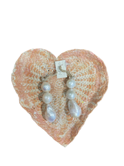 Mela multi pearls earrings - white