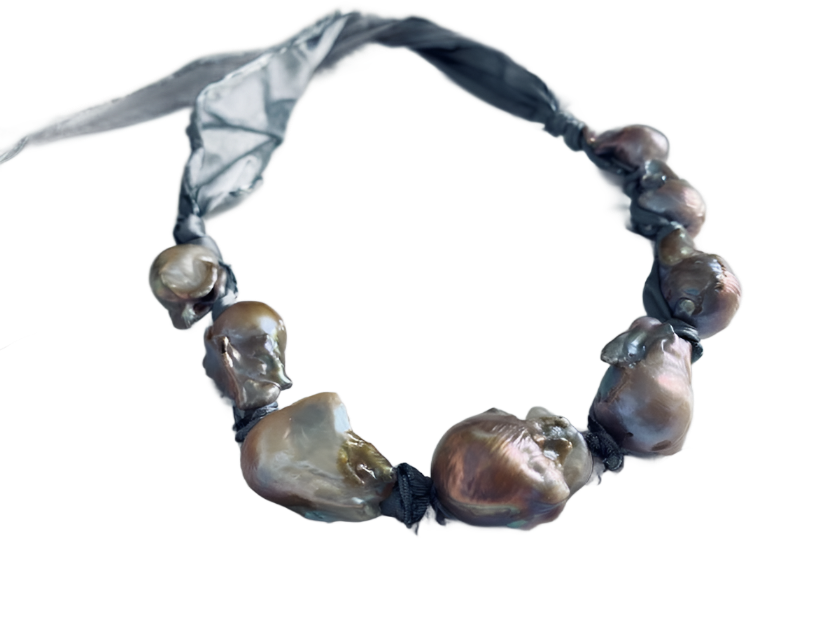 Silk ribbon Pearl Necklace