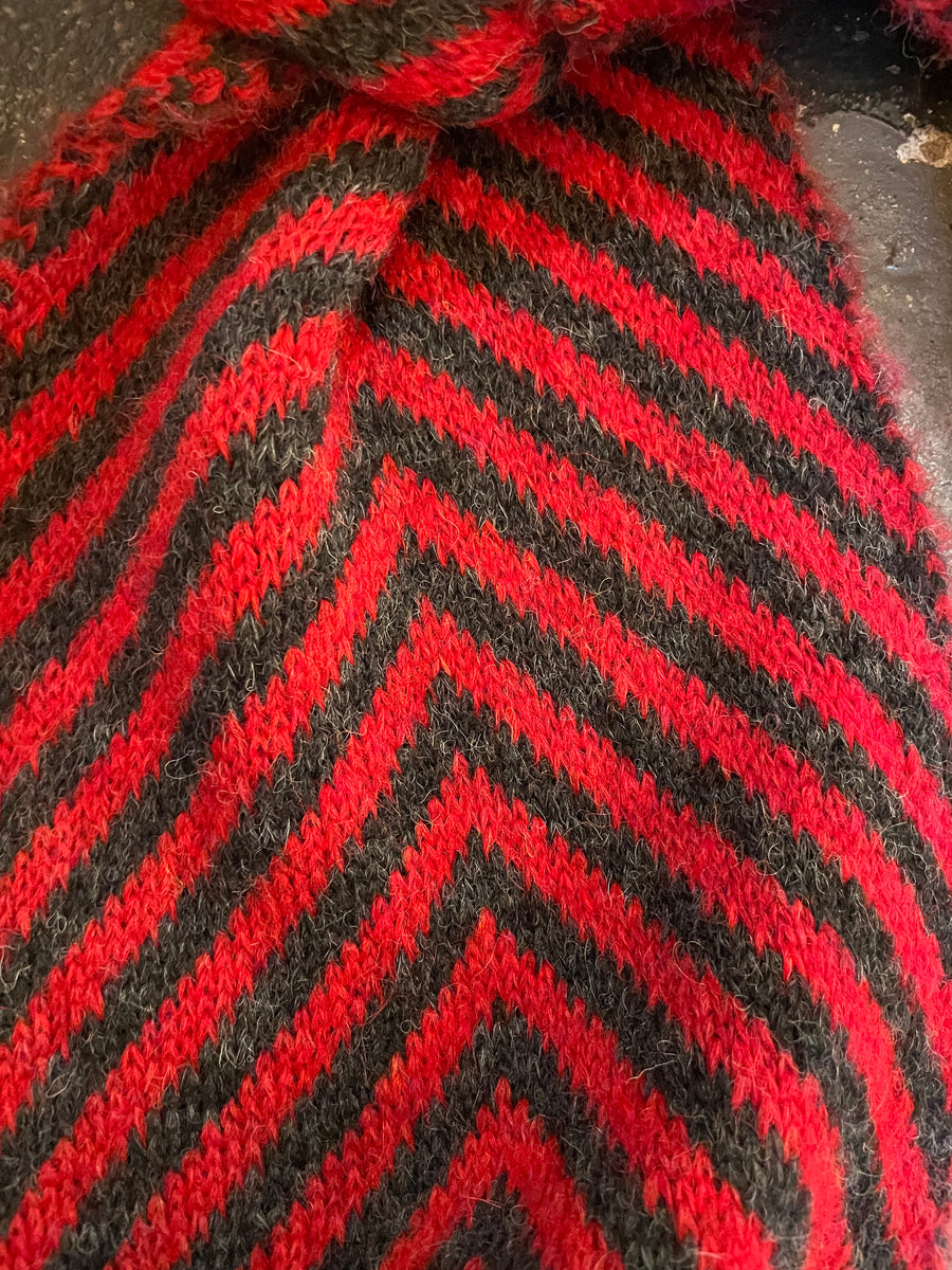 Chevron scarf (Alpaca) -  Red / Grey