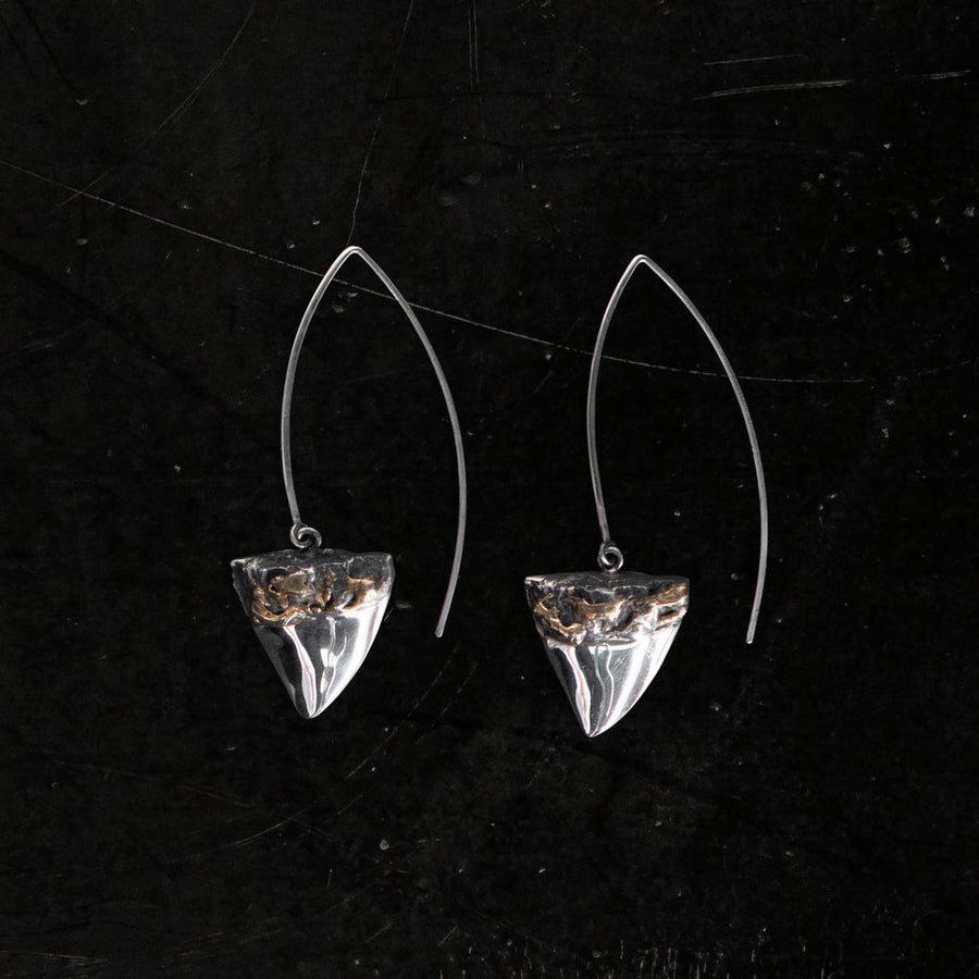 Lee Brennan Shark tooth earrings - Large