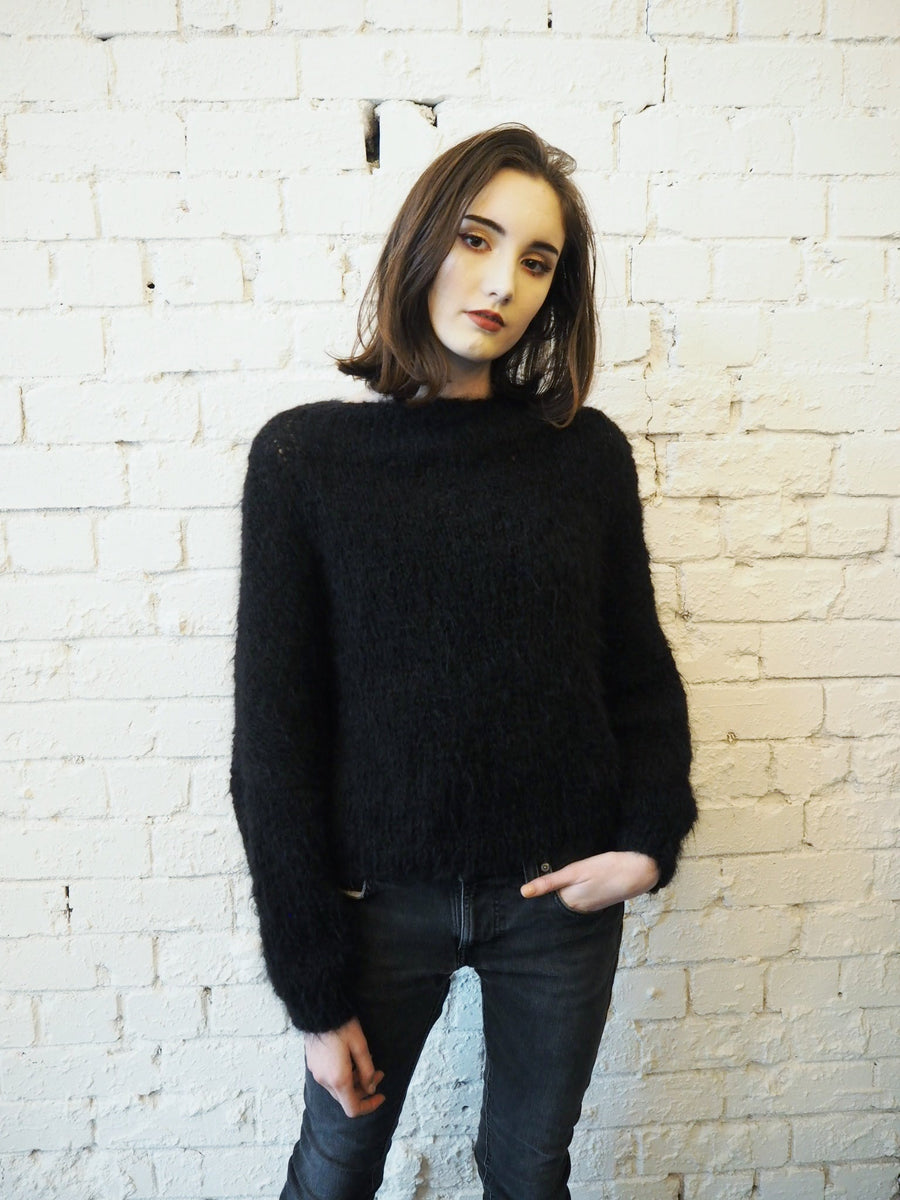 Hand Knit Batwing Sweater (Alpaca) .