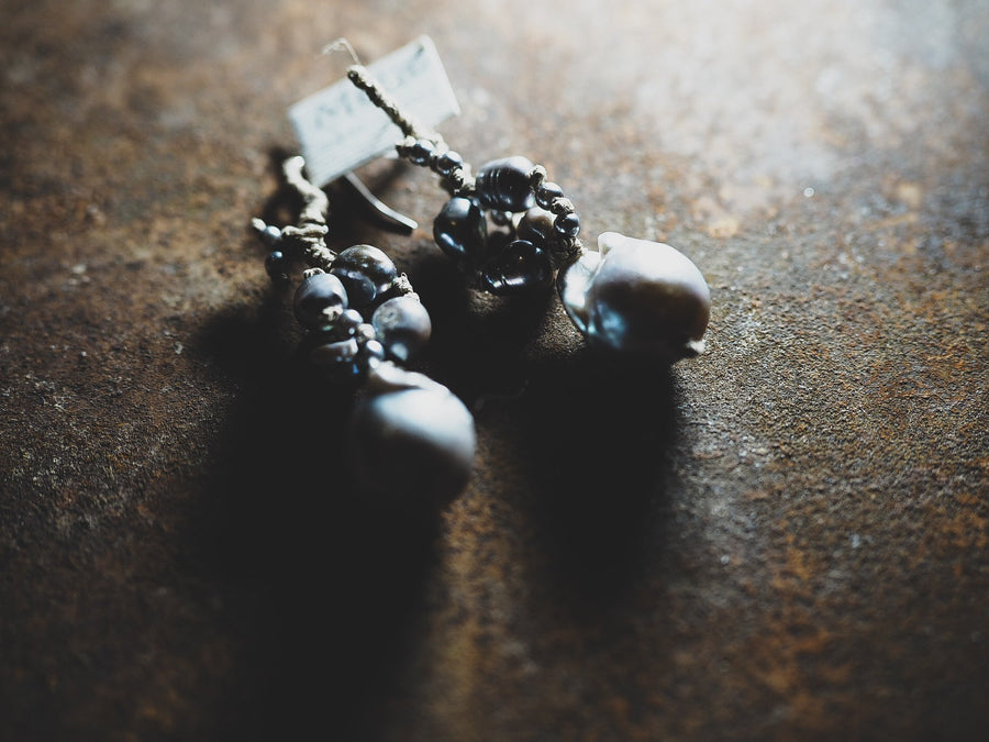 Mela Multi Pearls Drop Earrings - Ebony