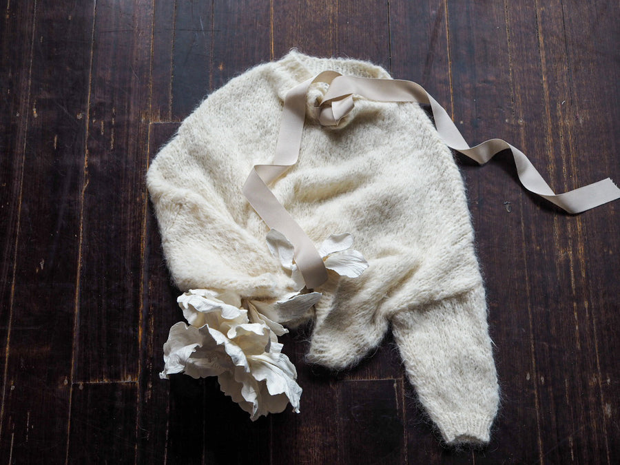 Hand Knit Batwing Sweater (Alpaca) .
