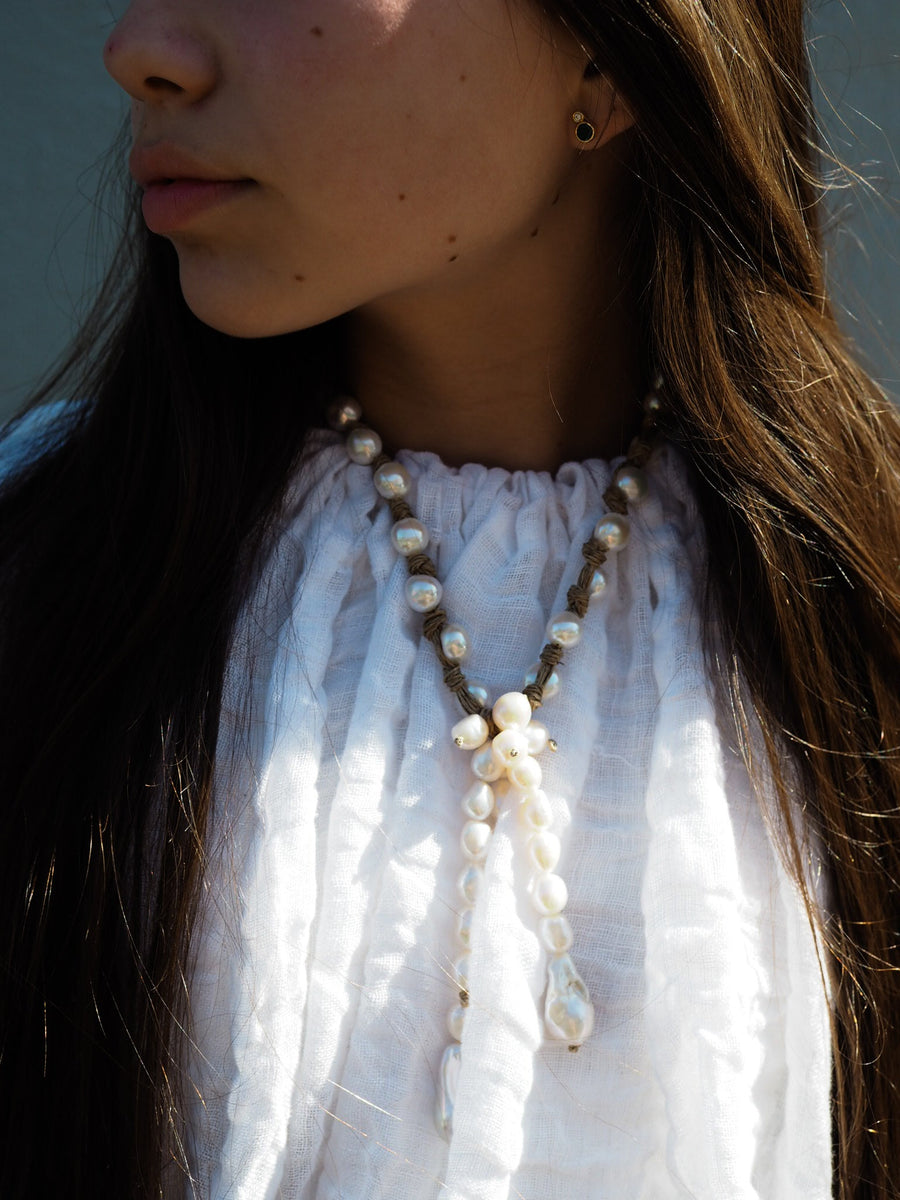 Button Back Blouse (Linen Gauze) - White