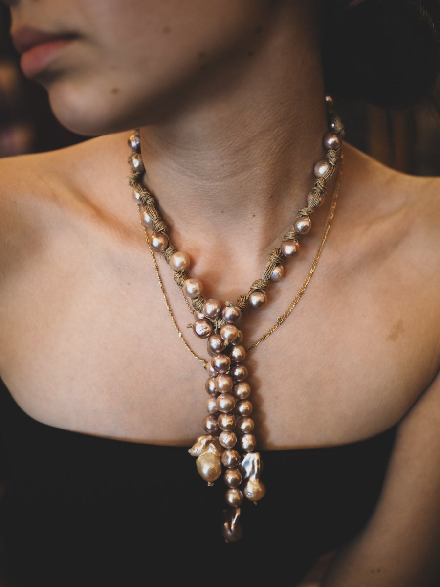Short Cluster Pearl Necklace  - Ivory