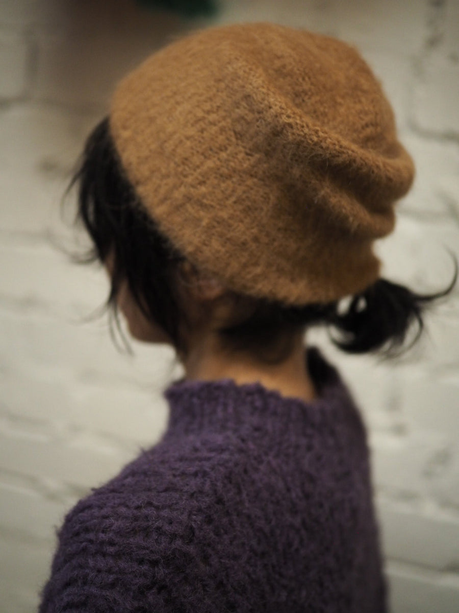 Luxe Knitted Beanie (Suri Alpaca) Red