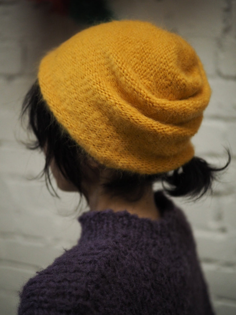 Luxe Knitted Beanie (Suri Alpaca) Camel