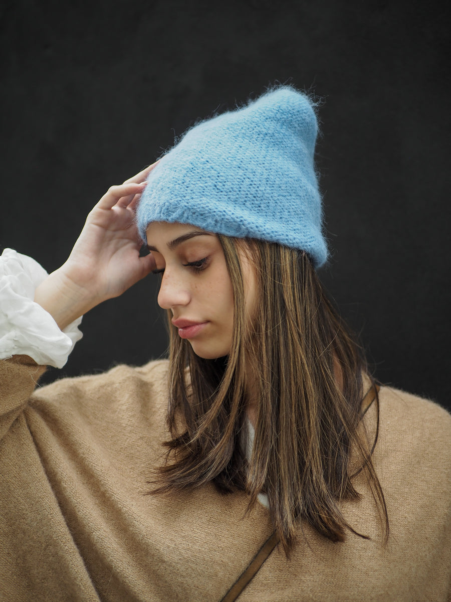 Luxe Knitted Beanie (Suri Alpaca) Blue