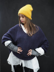 Light Weight V-Neck Sweater (Alpaca) - Iris Blue
