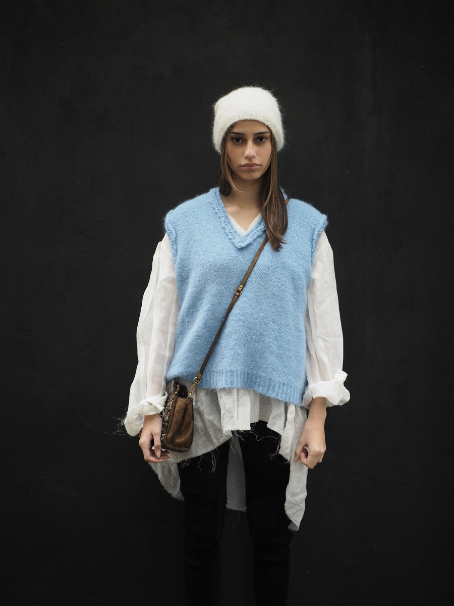 Luxe V Neck Vest (Alpaca) - Sky Blue