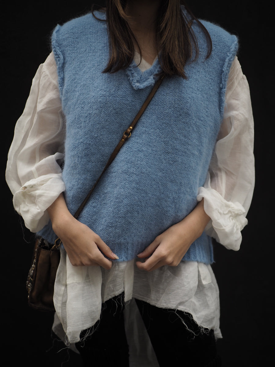 Luxe V Neck Vest (Alpaca) - Sky Blue