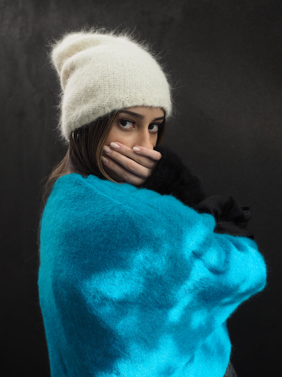 Luxe Knitted Beanie (Suri Alpaca) Snow