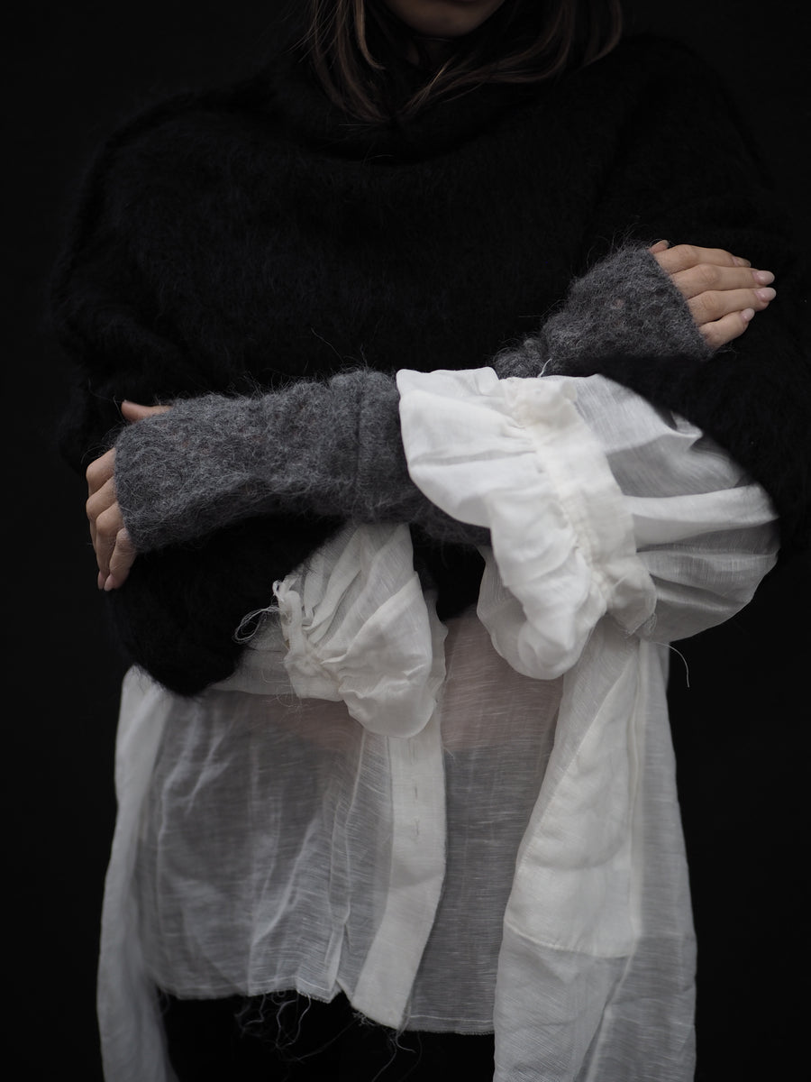 Long Luxe Mittens / Sleeves (Suri Alpaca)