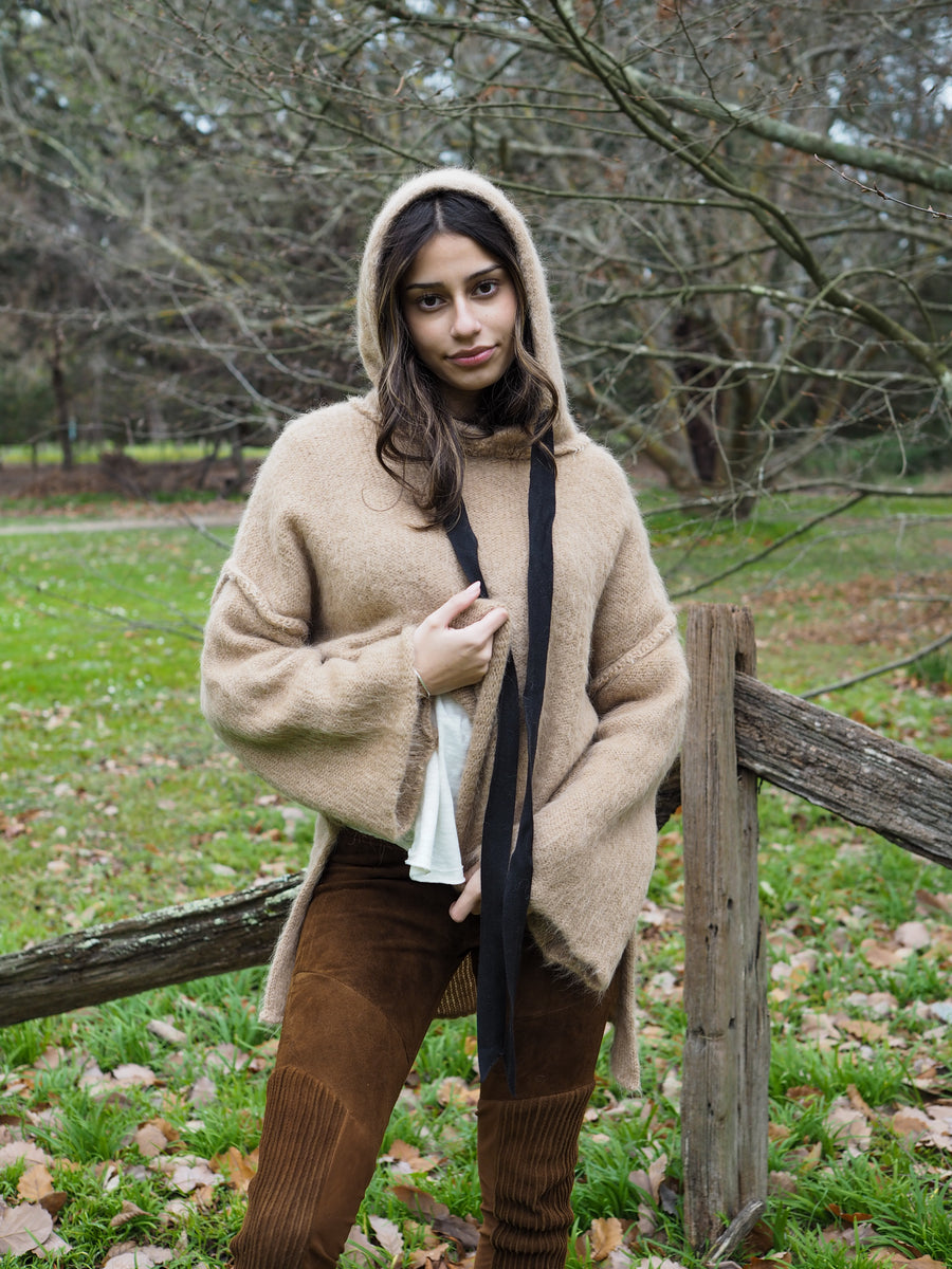 Sloppy Joe Luxe Hoodie (Alpaca) - Camel