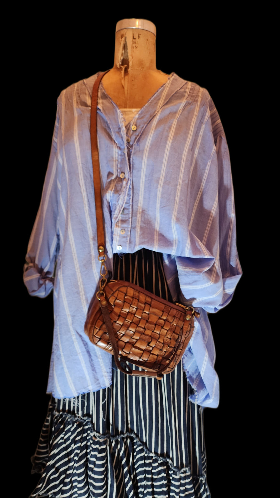 Pin tuck Shirt (Linen) - Chambray blue Pin stripe
