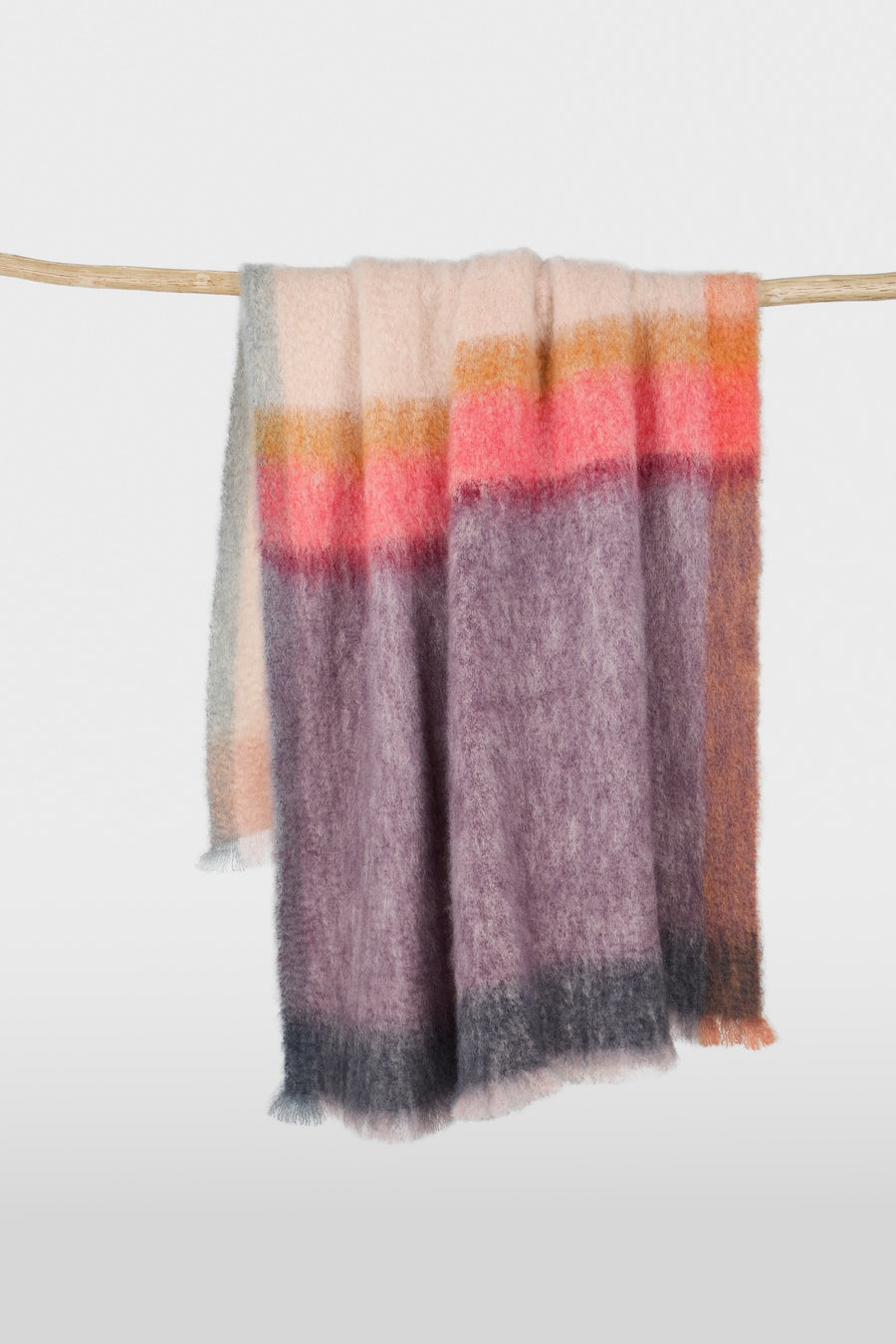 Mantas Ezcaray Blanket (Mohair) - Rozco Rz-36