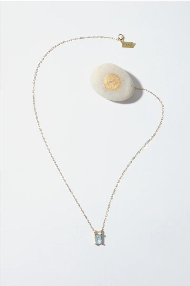 DOVE TOPAZ NECKLACE