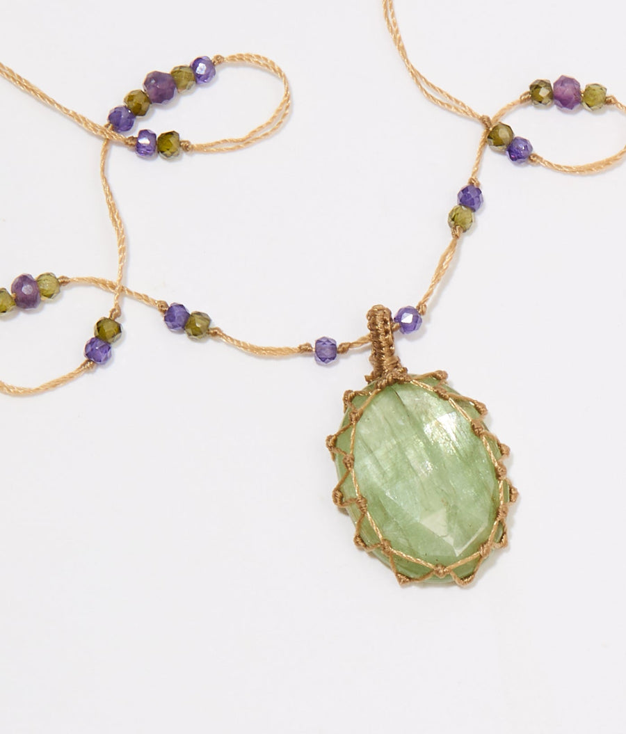 Short Tibetan Necklace - Green Kyanite