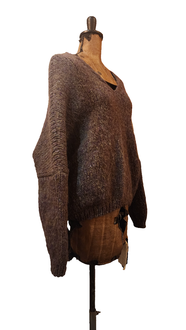 Alpaca hand knit batwing sweater - V neckline jewell