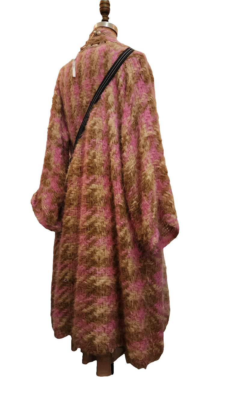 Handloom Maxi coat in houndstooth weave - Bespoke pink/nude