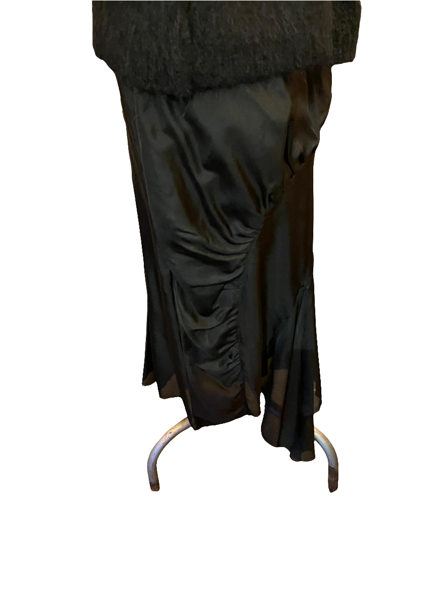 Hourglass Godet Skirt (Silk) Black
