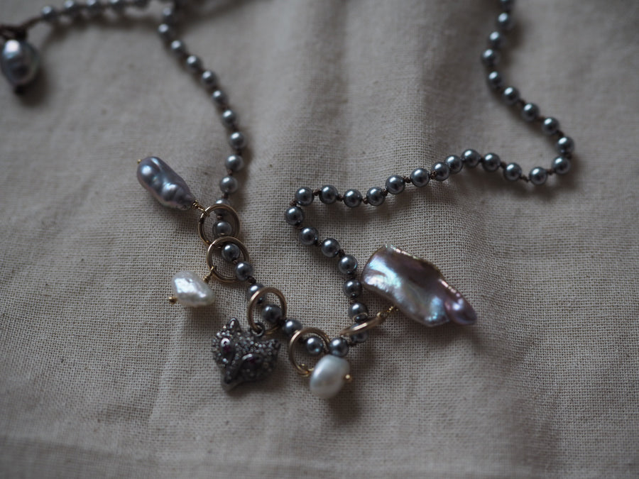 Foxy on grey Pearls
