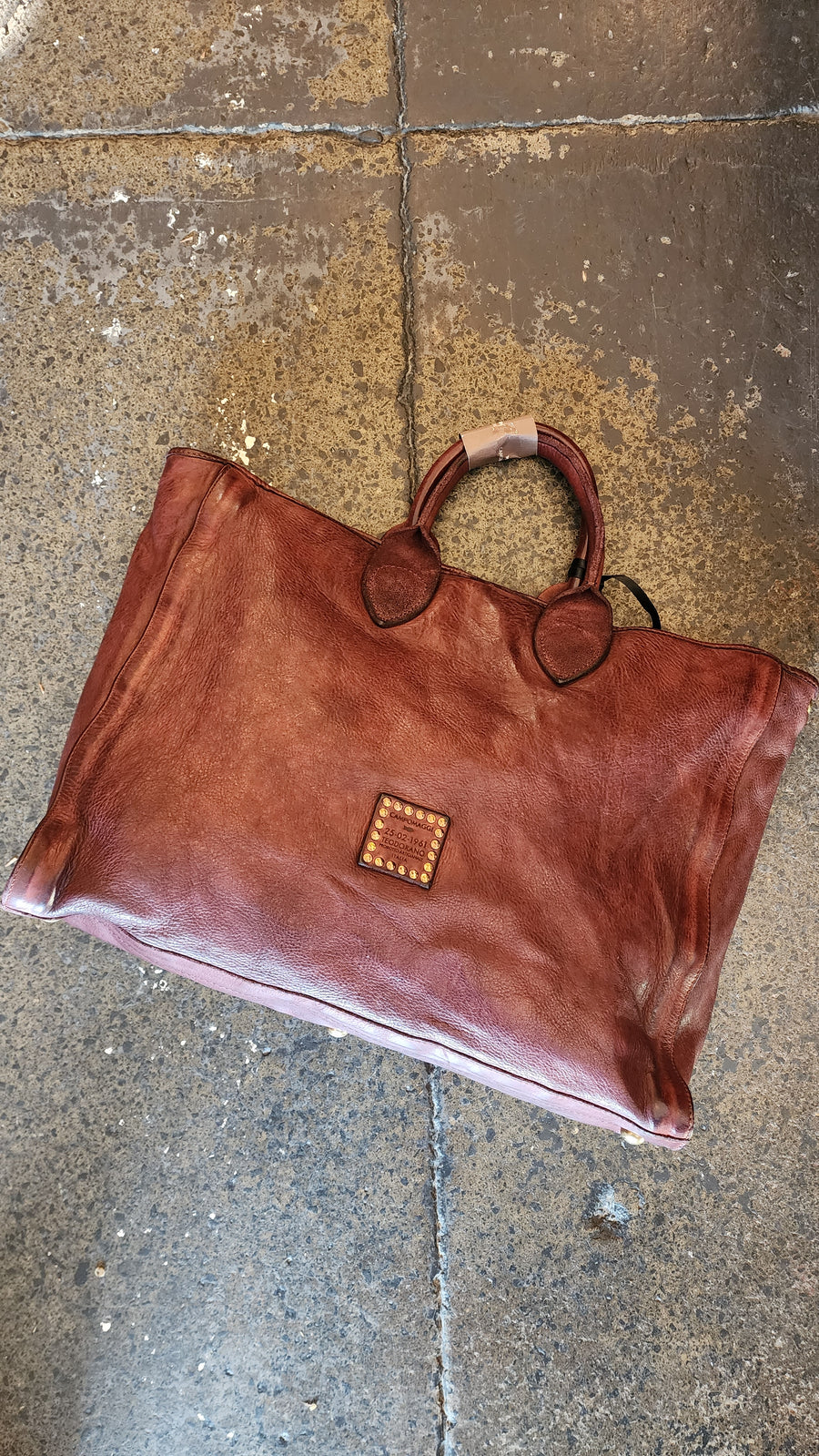 Campomaggi - Agata Shopper in burgundy leather with Charro stitching