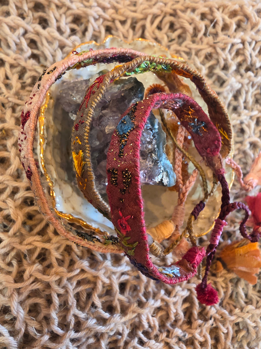 Antonia Rossi Embroidered Silk Bracelet - Reds