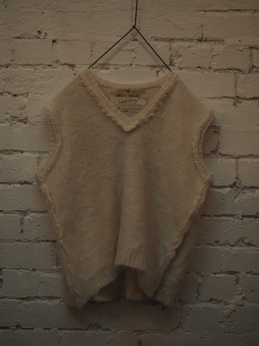 Luxe V Neck Vest (Alpaca) - Snow