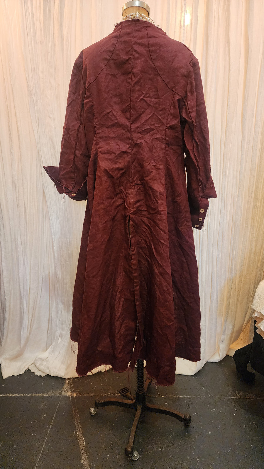 Maxi riding coat (Linen) - Vino