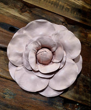 New York Hand Crafted Large camelia Brooch (Leather) - Pink