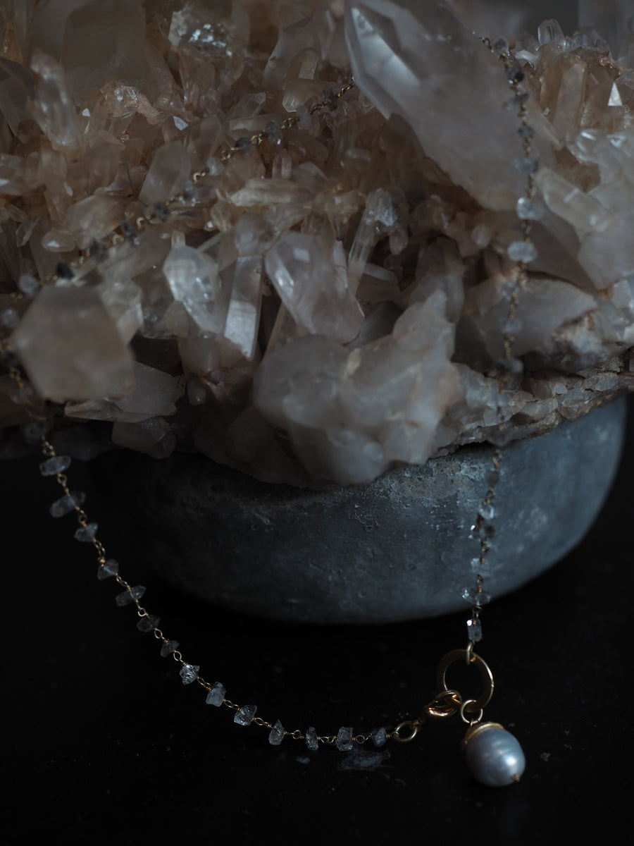 Simple Necklace with herckimer diamonds - Ivory tahitian Pearl drop