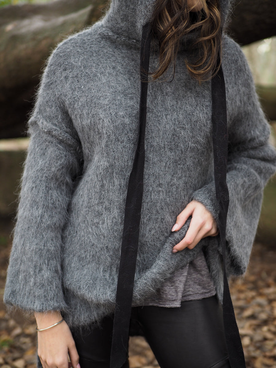 Sloppy Joe Luxe Hoodie (Alpaca) - Charcoal