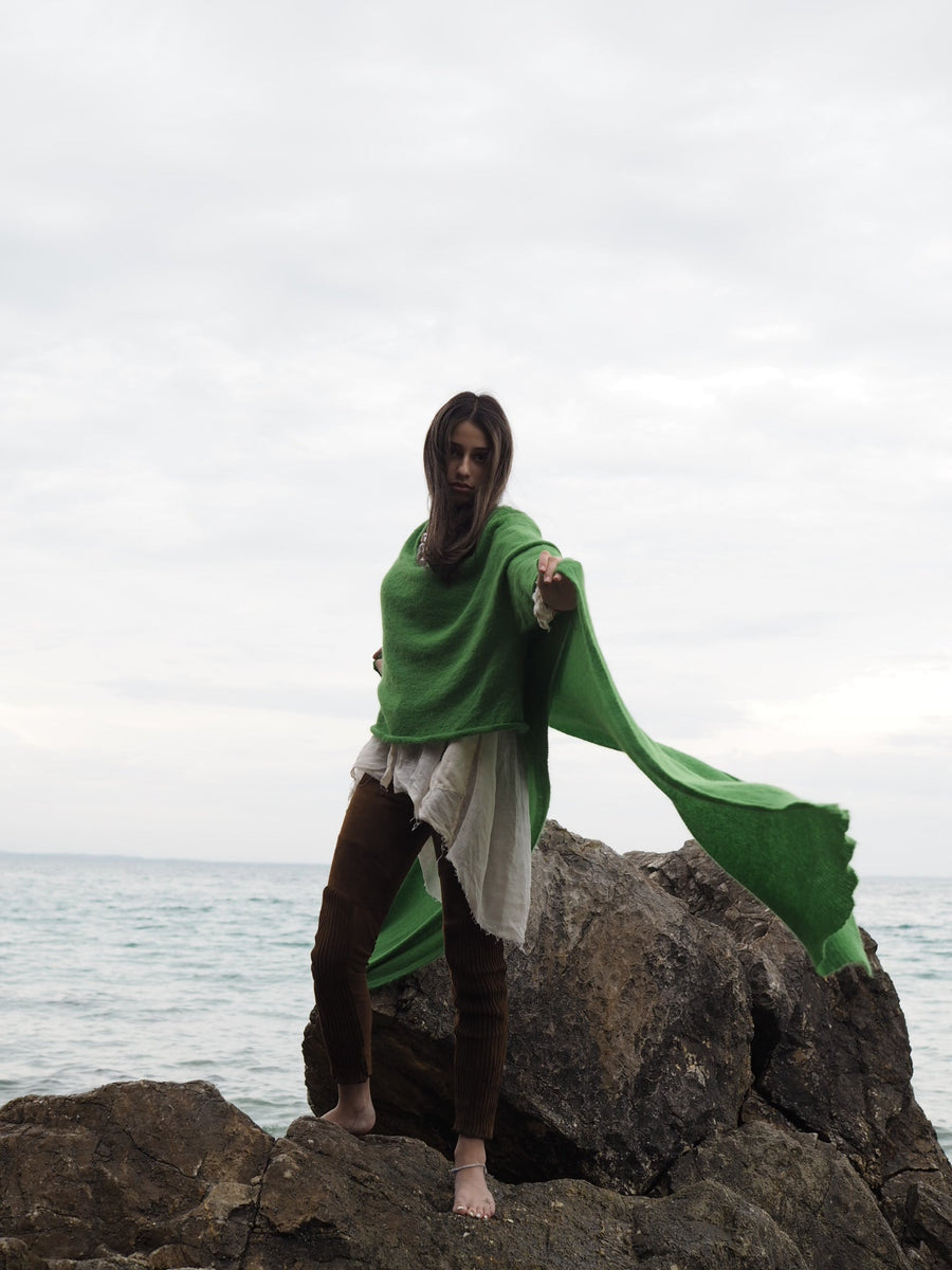Luxe Light Weight Wrap (Alpaca) Green