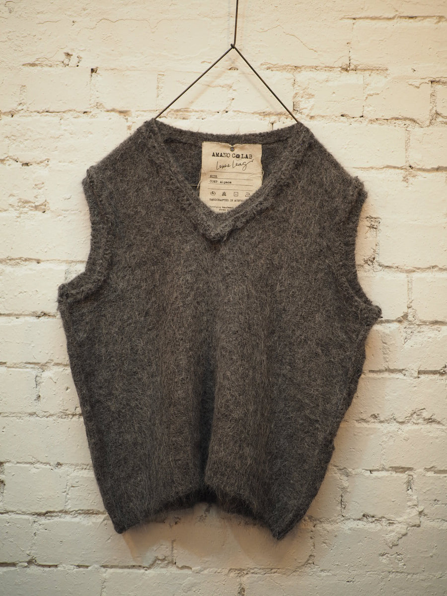 Luxe V Neck Vest (Alpaca) - Charcoal
