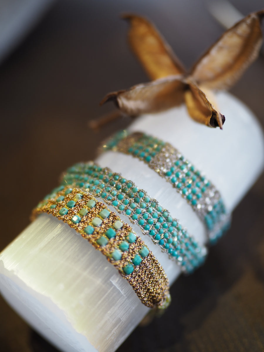 Stones Hand Loom Bracelet (Sterling Silver Gold Plated) turquoise