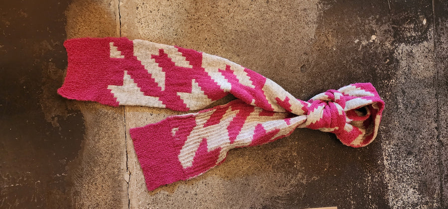 Houndstooth Jacquard Scarf (Alpaca) Magenta Pink-Silver Grey