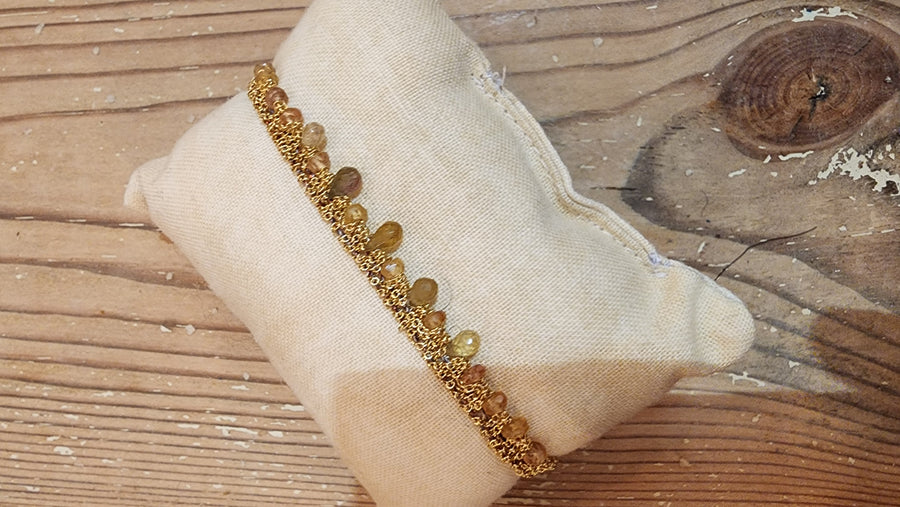 Hand loom gold plated bracelet - precious drop brown zapphire