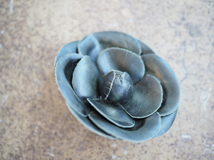 New York Hand Crafted camelia Flower Brooch (Leather) - Green